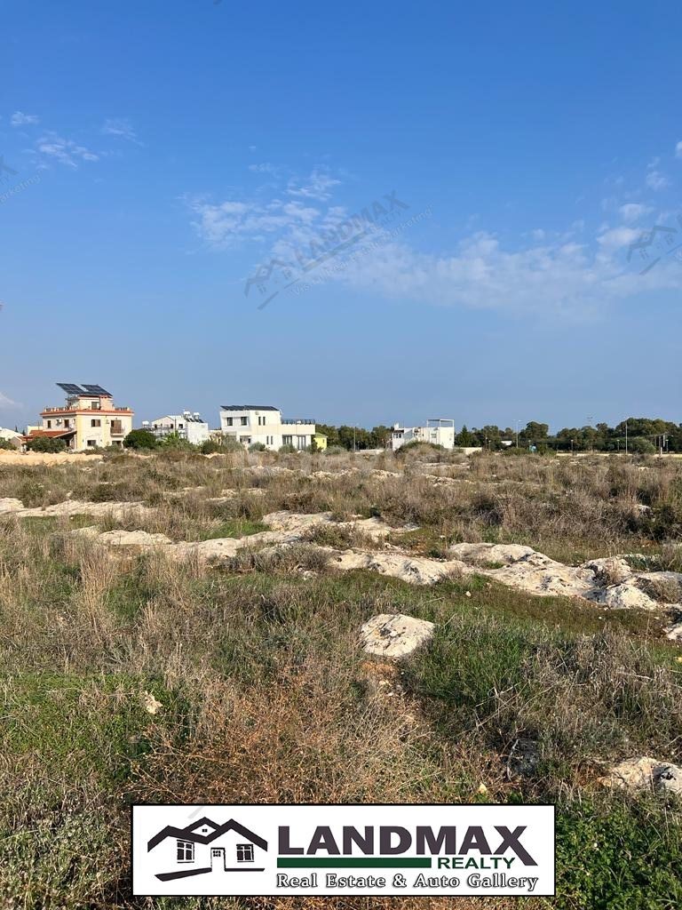 7699 m2 Land for Sale in Iskele Bahceler Region 