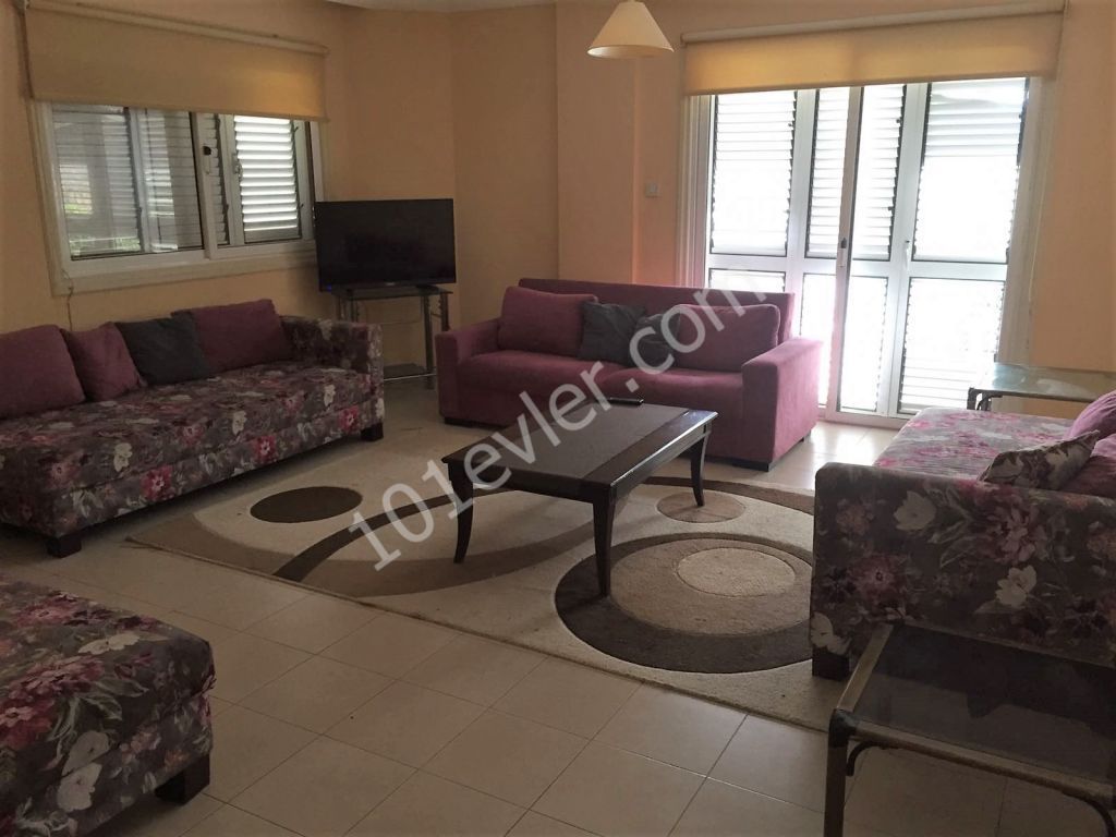 3 bedroom fully furnished flat