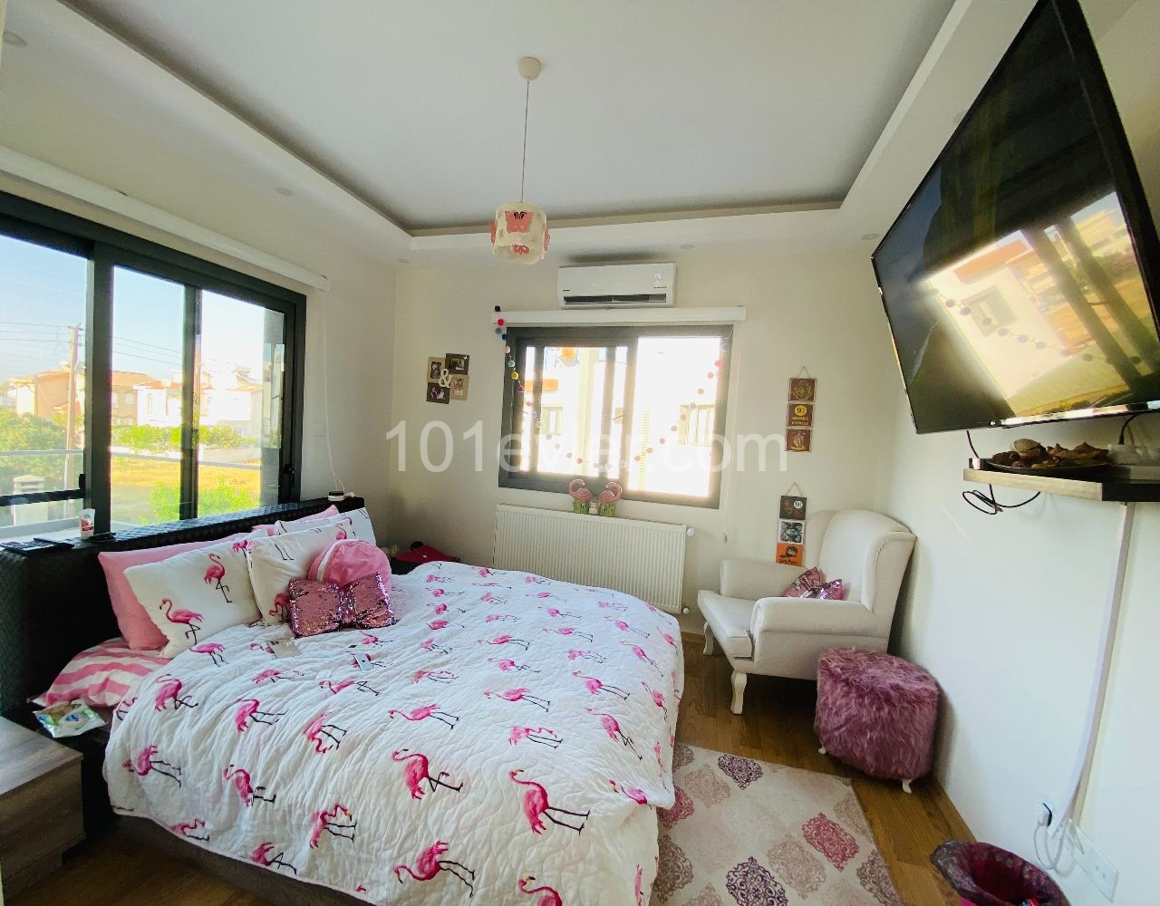 Salamis Park'ta Satılık Müstakil Lüks 4+1 Villa 