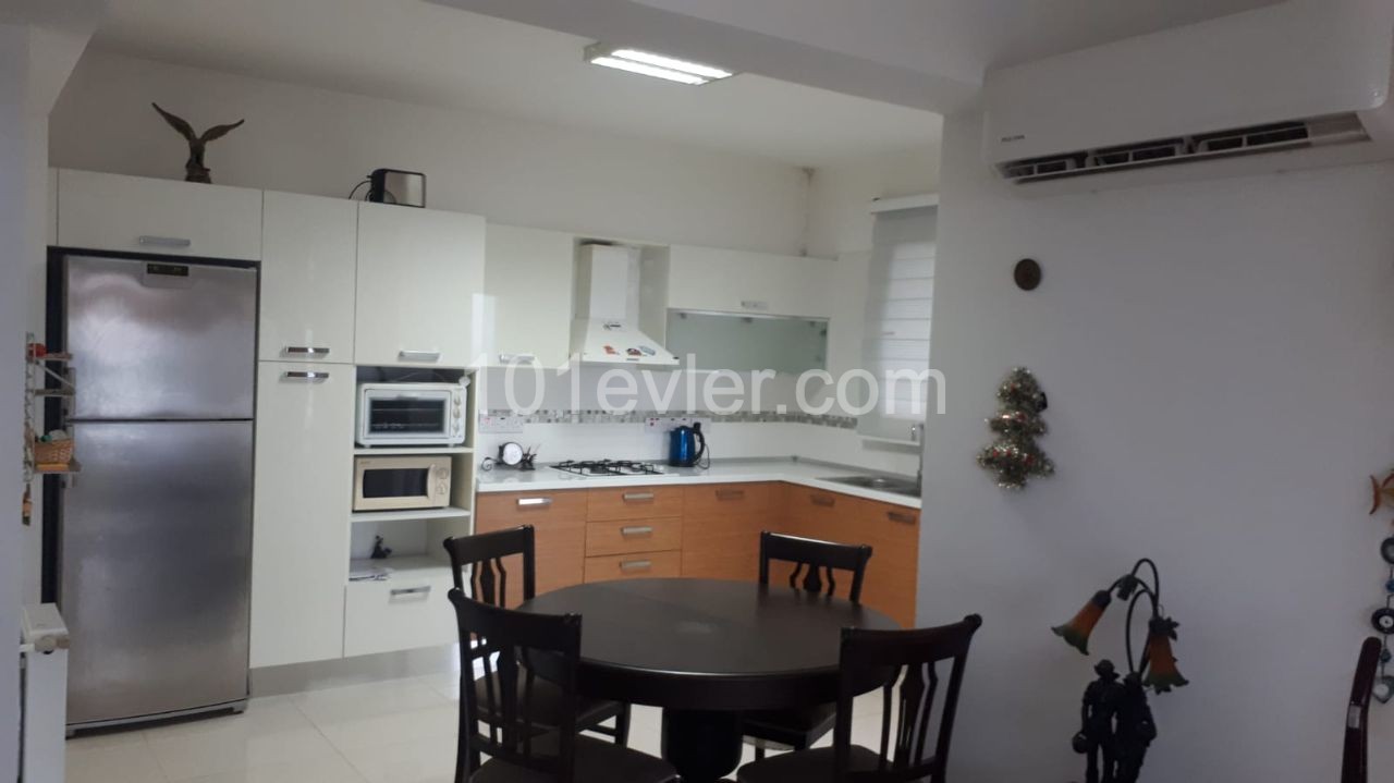 3 bedroom flat for sale in Mağusa Gülseren