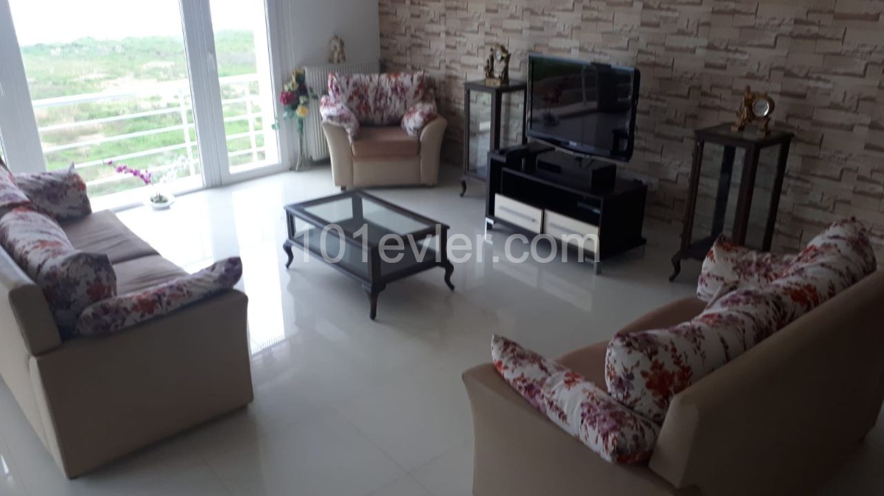 3 bedroom flat for sale in Mağusa Gülseren