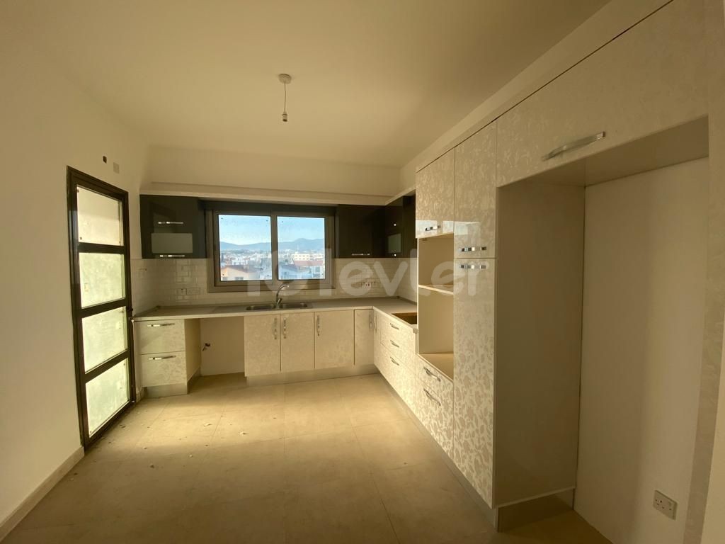 3+1 / 140 SQUARE METER APARTMENT ** 