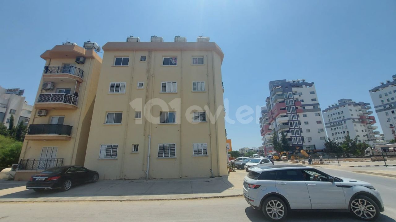 DR . 3 + 1 TURKISH APARTMENT OPPOSITE SUAT GÜNSEL PRIMARY SCHOOL ** 