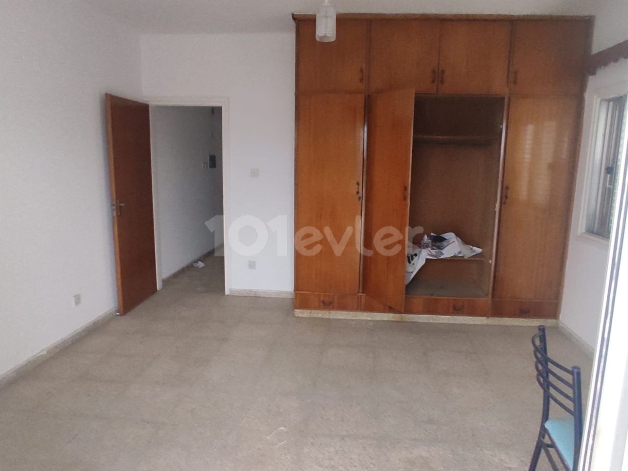 CADDE ÜZERİ 3+1 KİRALIK DAİRE