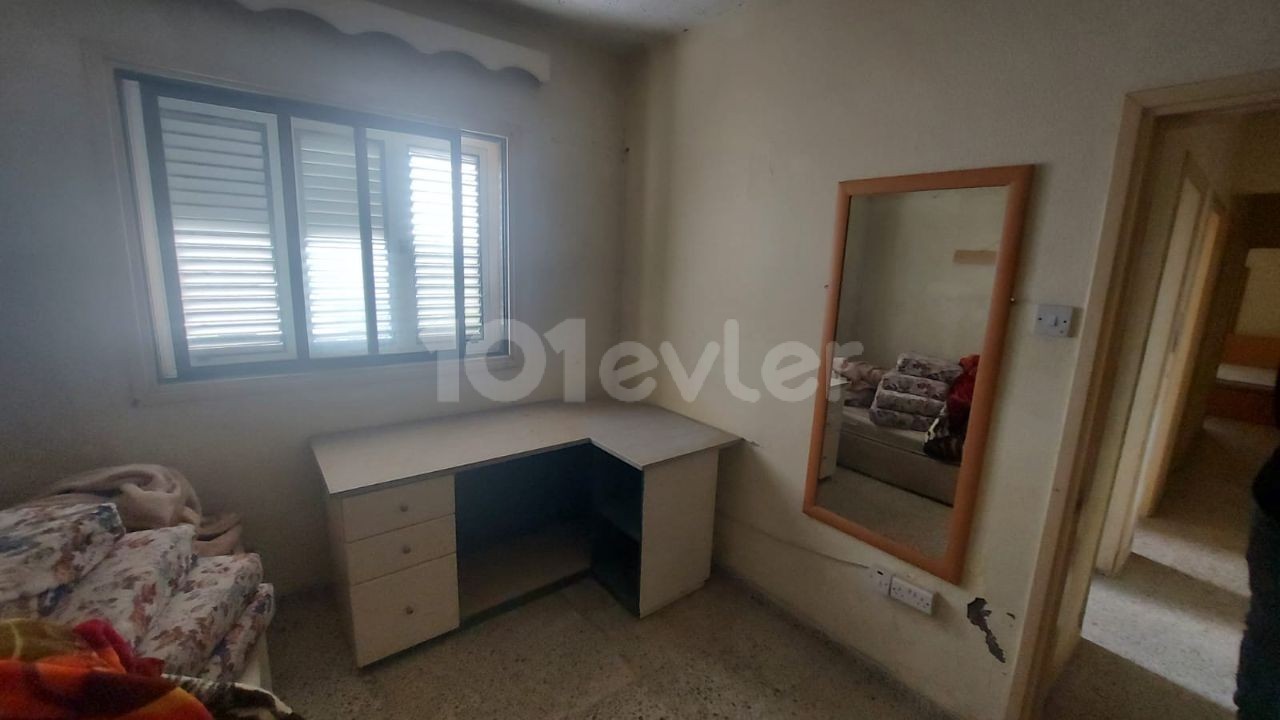 Flat For Sale in Göçmenköy, Nicosia