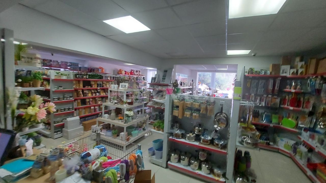 Shop To Rent in Yenişehir, Nicosia