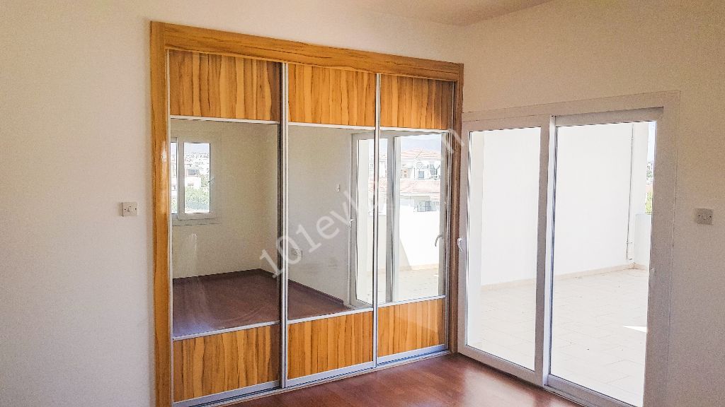 ZERO 3 +1 PENTHOUSE FOR SALE IN MITREELI, NICOSIA FROM THE OWNER ** 