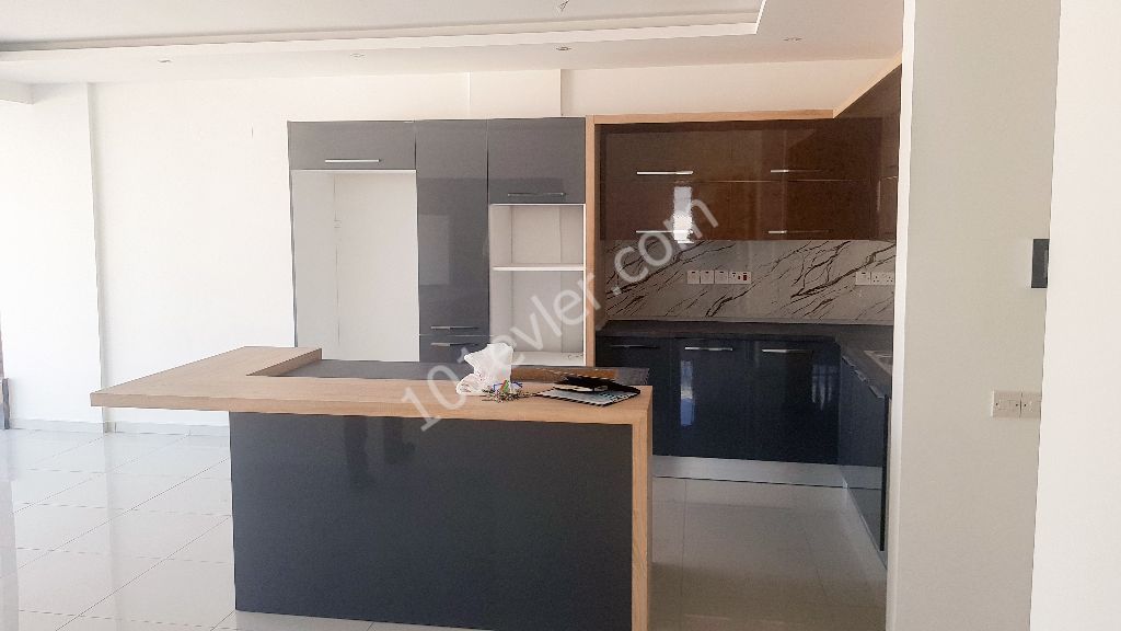 ZERO 3 + 1 APARTMENT FOR SALE IN THE CENTER OF KYRENIA FROM THE OWNER IS AN INEVITABLE OPPORTUNITY!! **  ** 