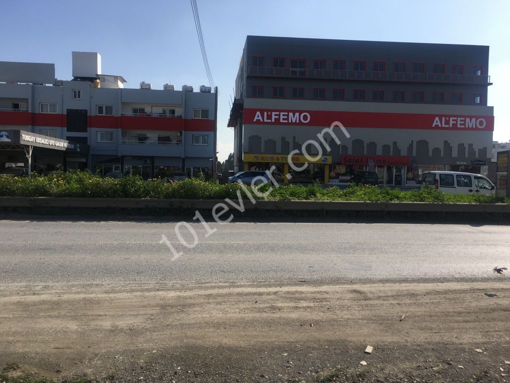 Sahibinden Kiralık 2+1 yeni daire yeni ekitalıkLefkoşa/Hamitköy  Anacadde üzerinde iletişim:tur0533 861 54 96-+90 (548) 833 53 41