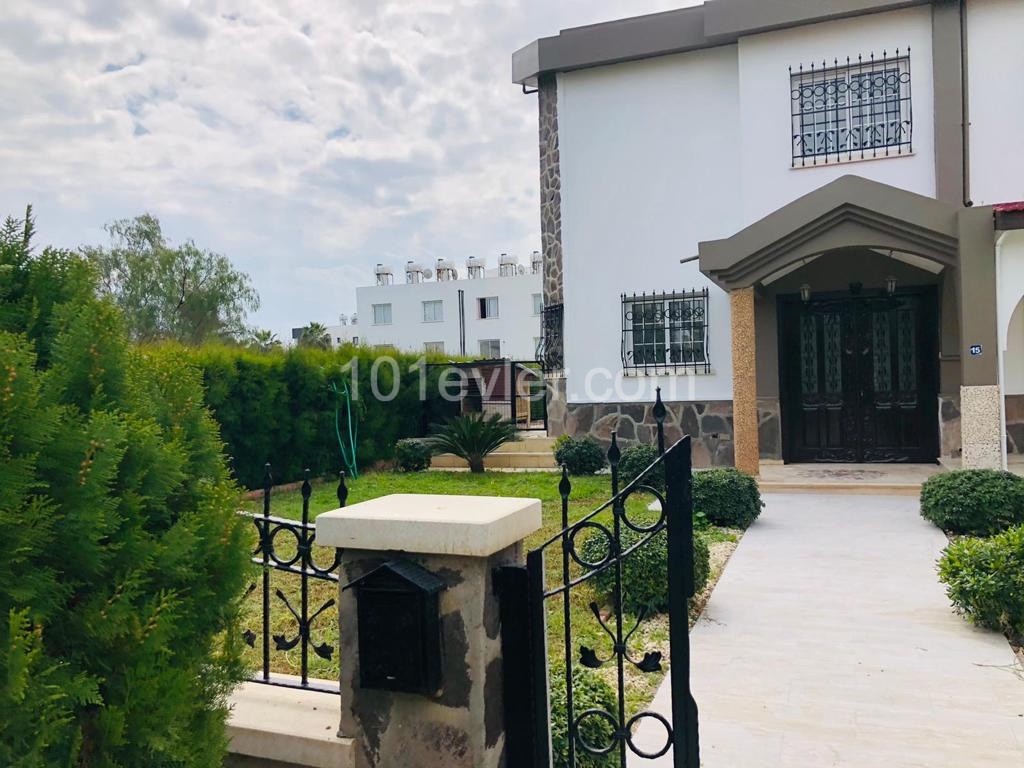 Luxury Turkish Kochanli Villa for Sale in Nicosia/Mitreeli 4+1 ( 2.decommissioning of vehicles, plots, apartments, shops is carried out manually.) ** 