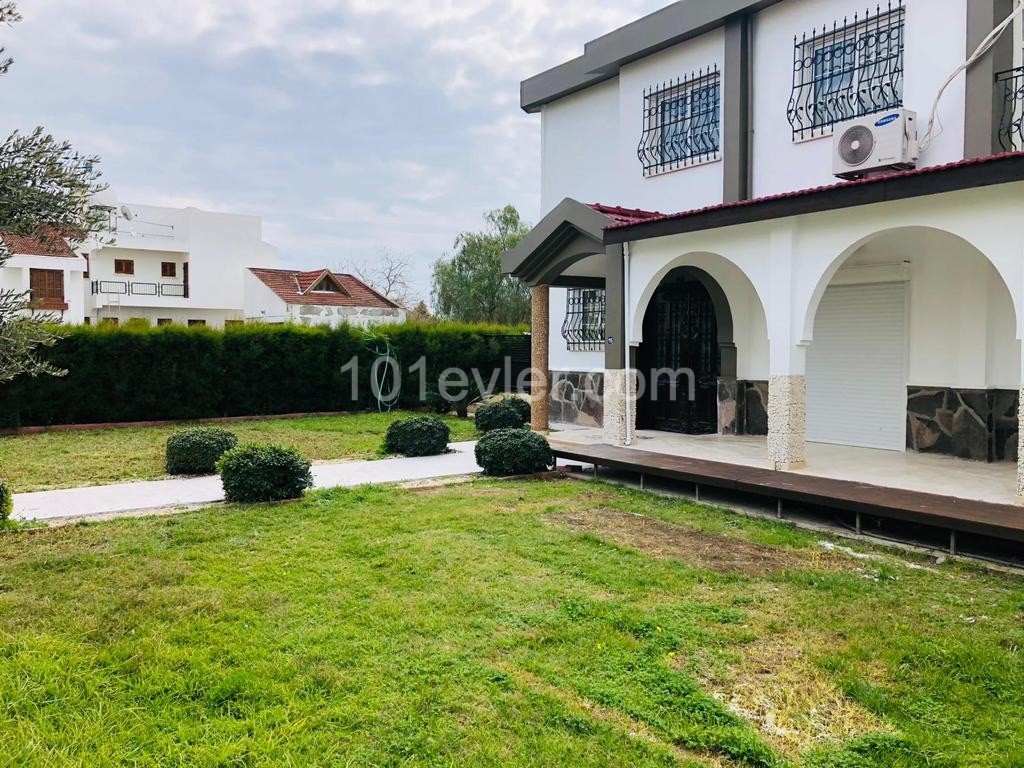 Luxury Turkish Kochanli Villa for Sale in Nicosia/Mitreeli 4+1 ( 2.decommissioning of vehicles, plots, apartments, shops is carried out manually.) ** 