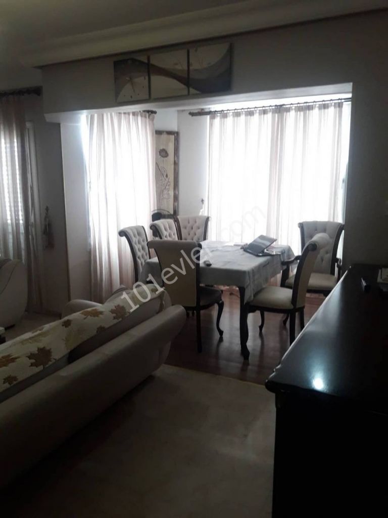 3 Yatak Odalı Penthouse