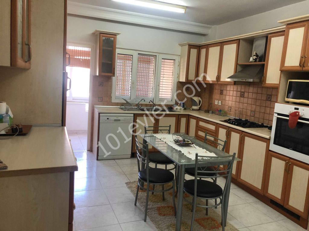 3 Bedroom Apartment For Rent