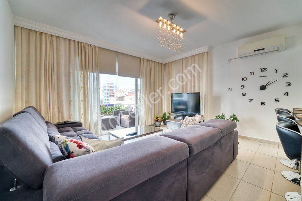 2 Bedroom Aparment 