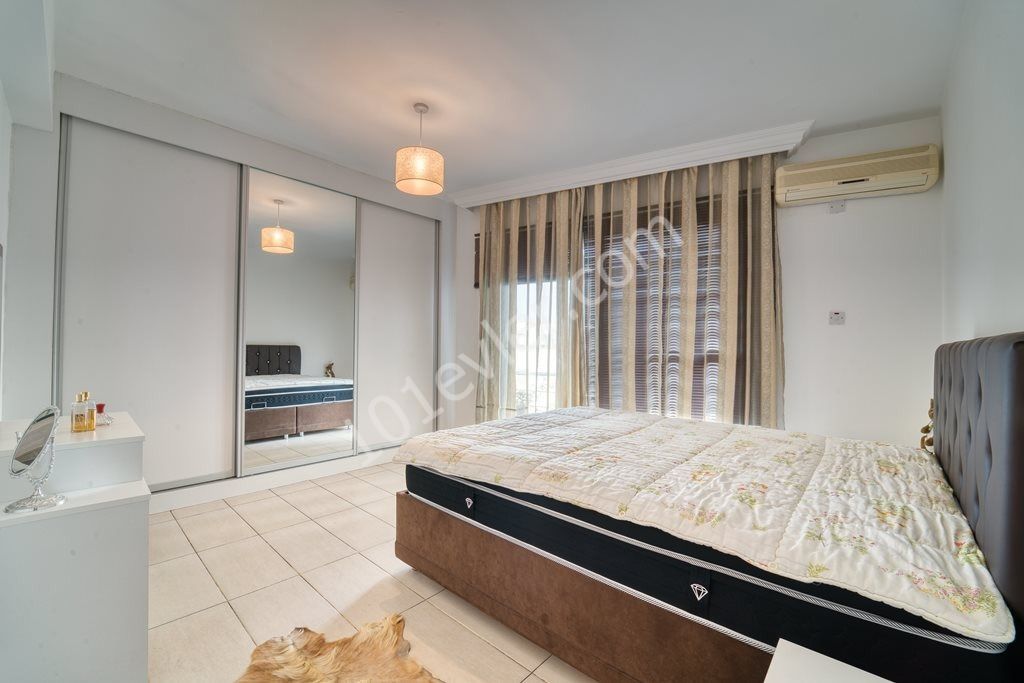 2 Bedroom Aparment 