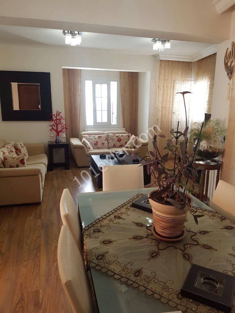 3 Yatak Odalı Penthouse