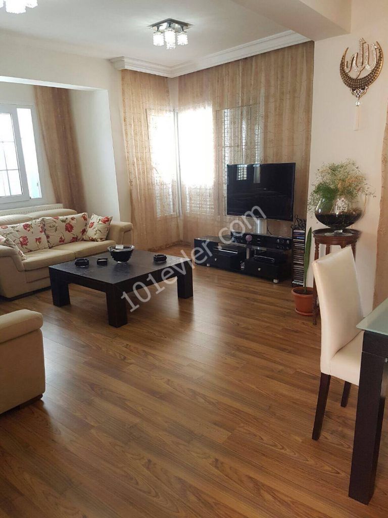 3 Yatak Odalı Penthouse