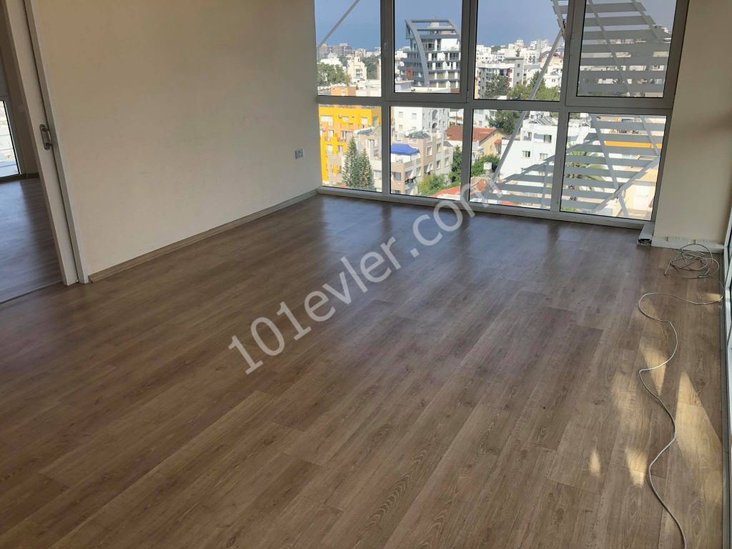 Office To Rent in Girne Merkez, Kyrenia