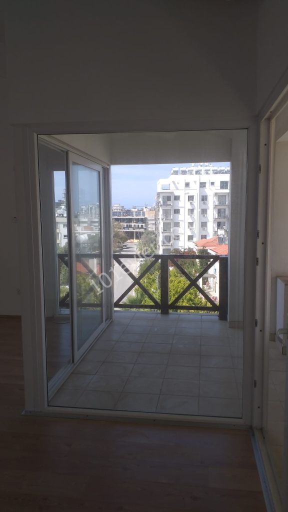 Flat To Rent in Girne Merkez, Kyrenia