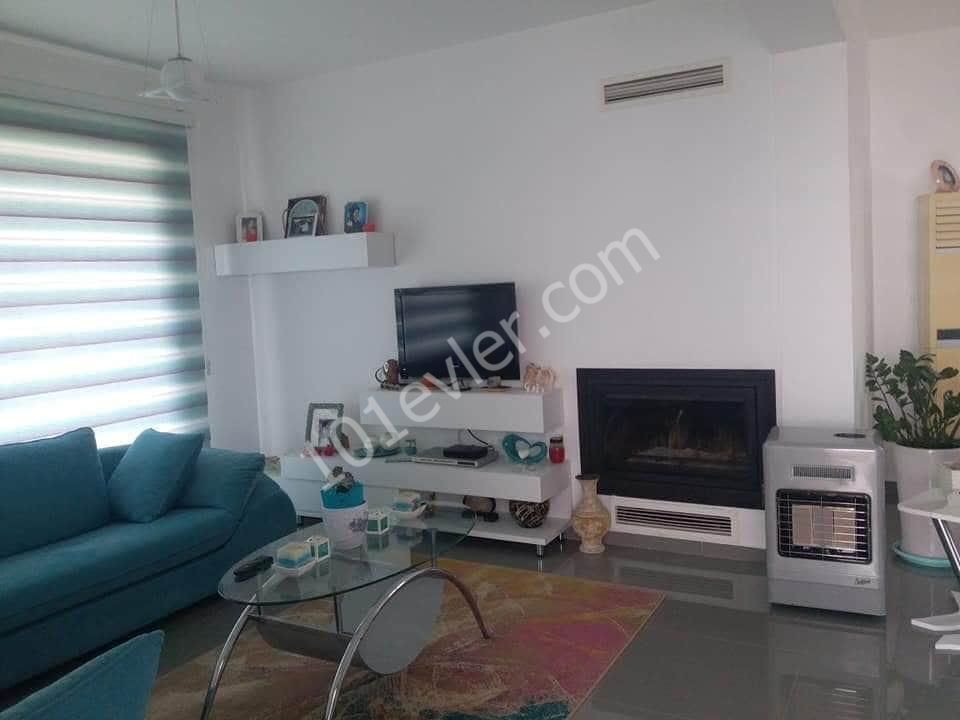 Villa To Rent in Alsancak, Kyrenia