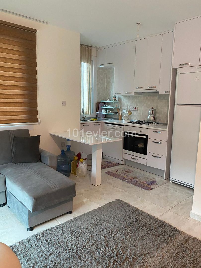 Flat To Rent in Girne Merkez, Kyrenia