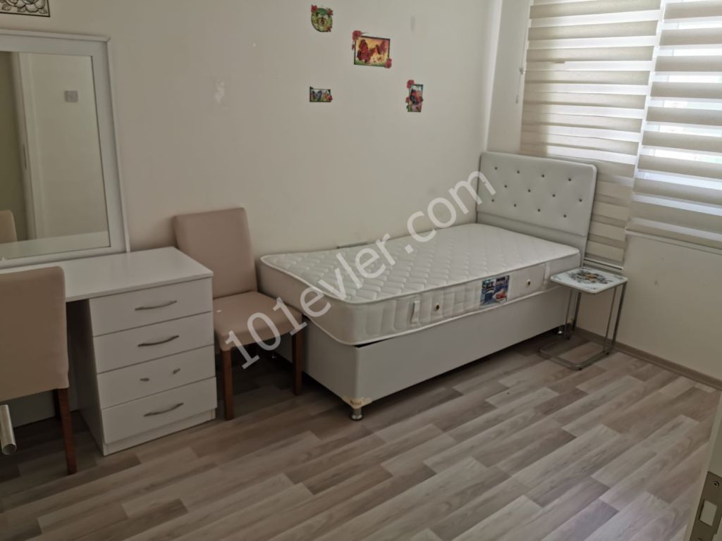 Flat To Rent in Girne Merkez, Kyrenia