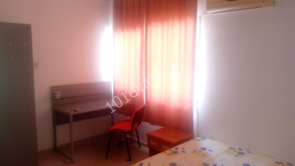 Flat To Rent in Girne Merkez, Kyrenia