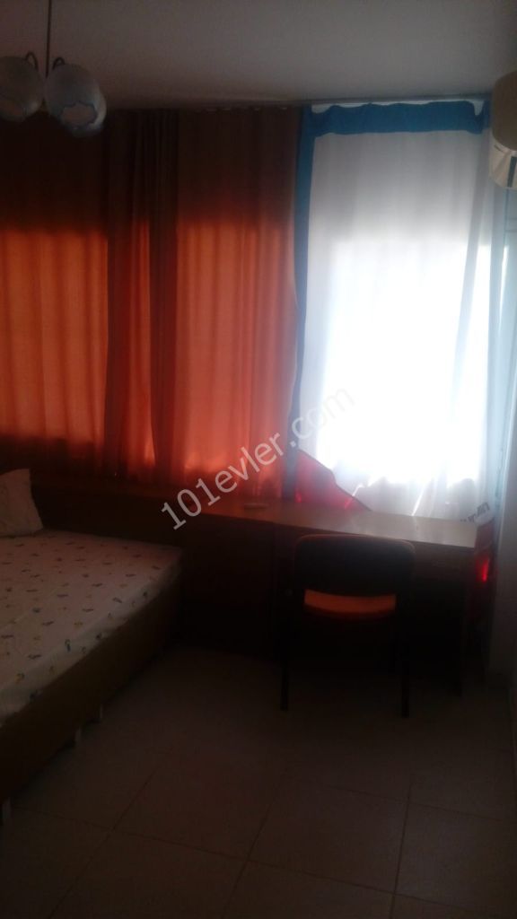 Flat To Rent in Girne Merkez, Kyrenia