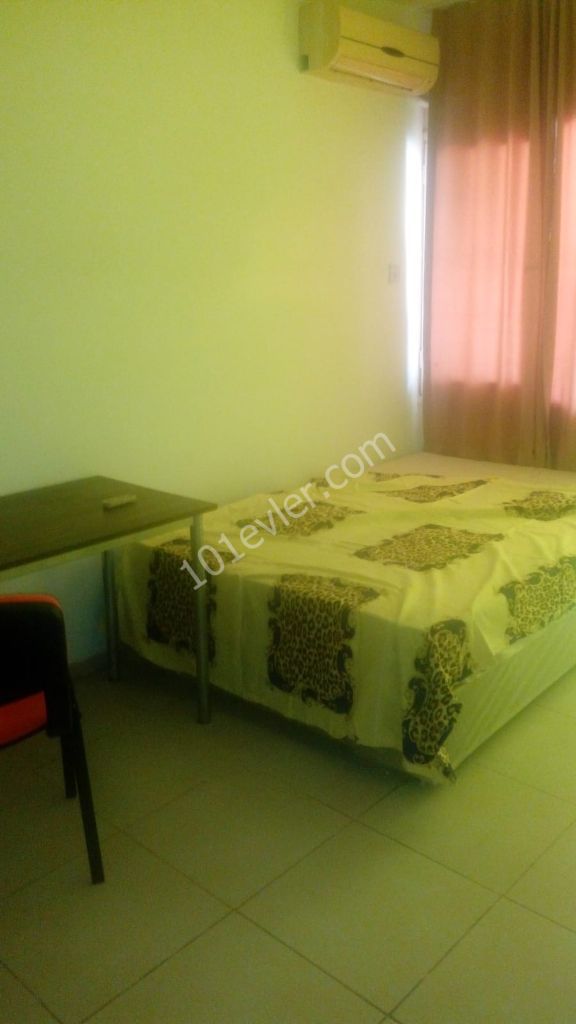 Flat To Rent in Girne Merkez, Kyrenia