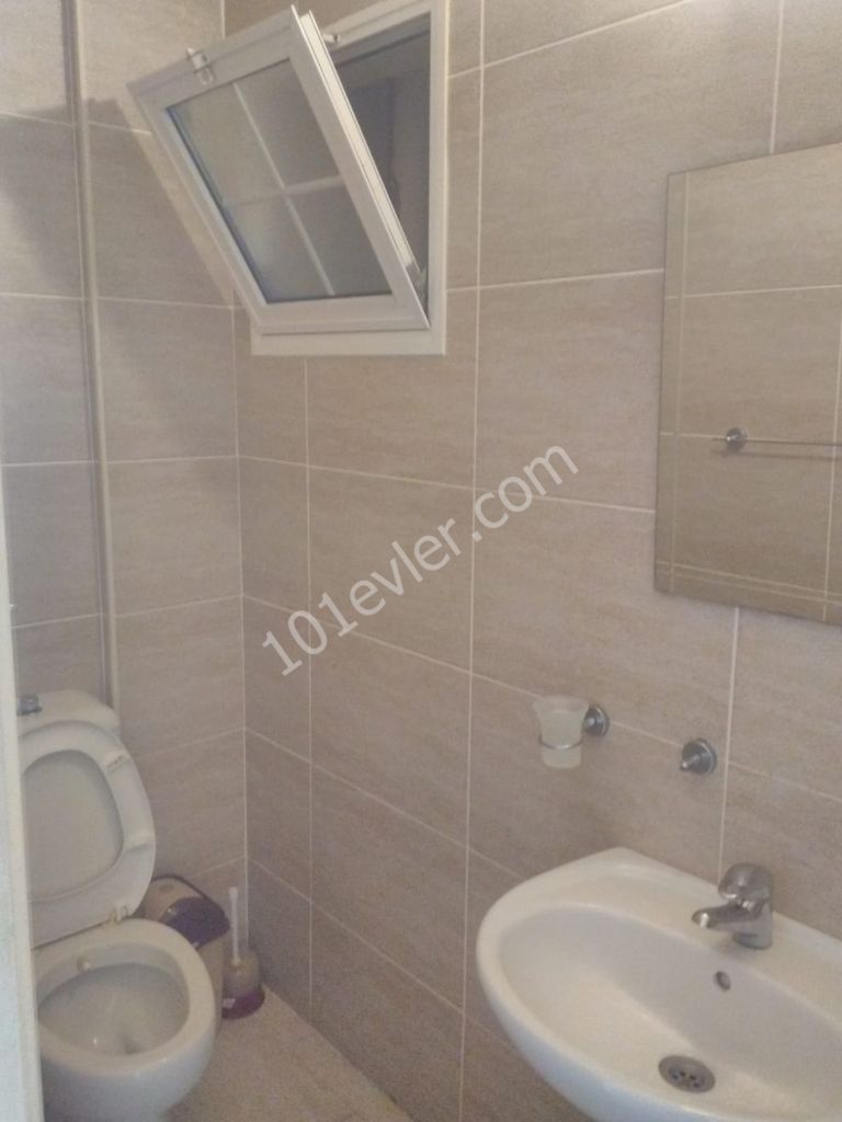 Flat To Rent in Girne Merkez, Kyrenia