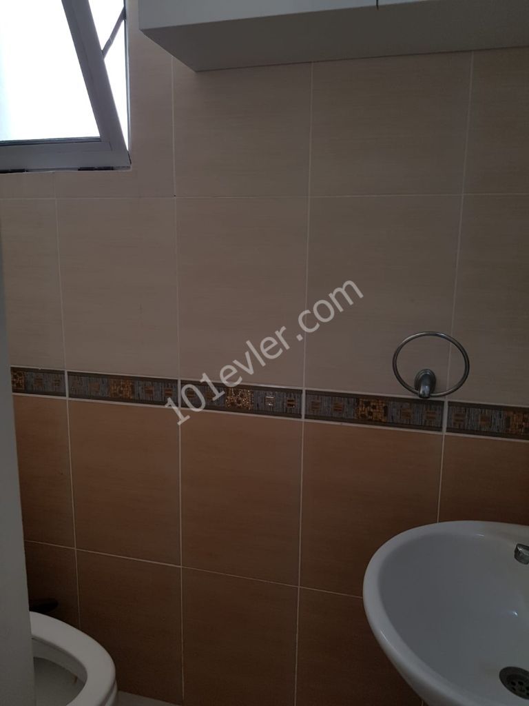 Flat To Rent in Girne Merkez, Kyrenia