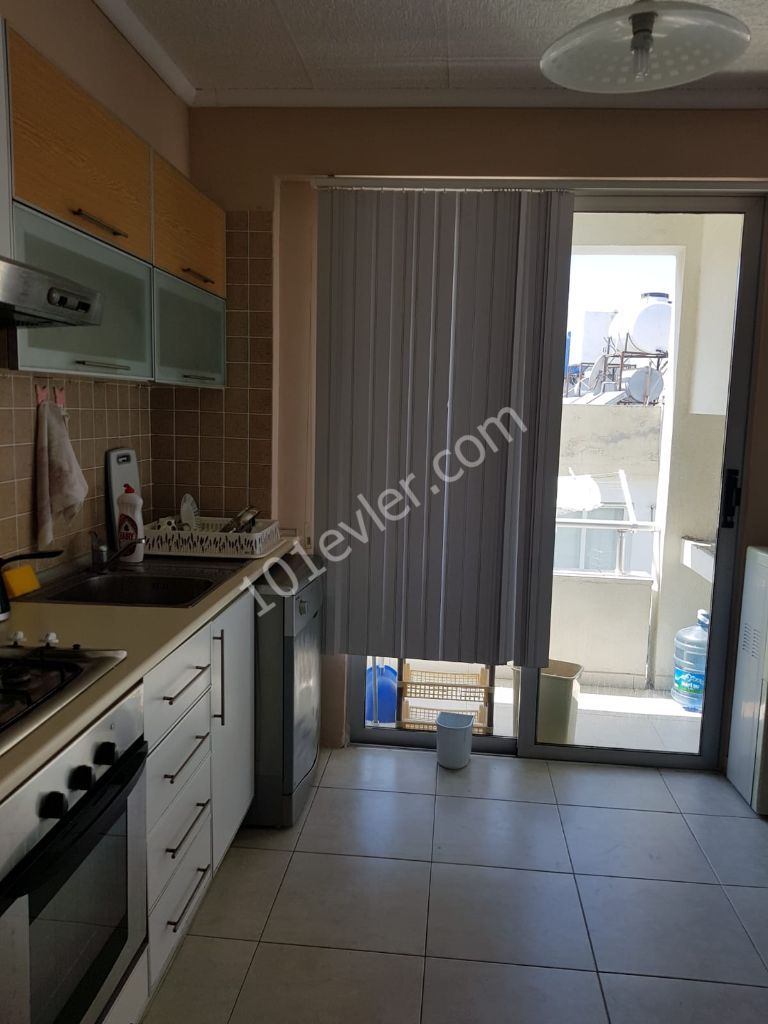 Flat To Rent in Girne Merkez, Kyrenia