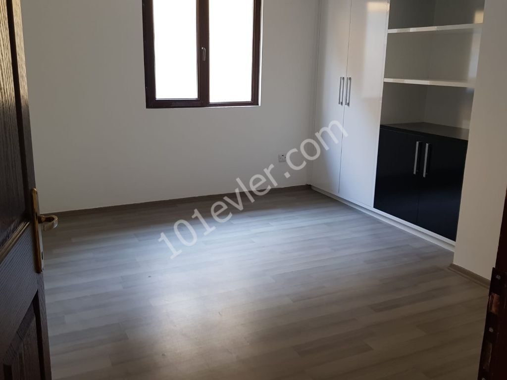 Office To Rent in Girne Merkez, Kyrenia