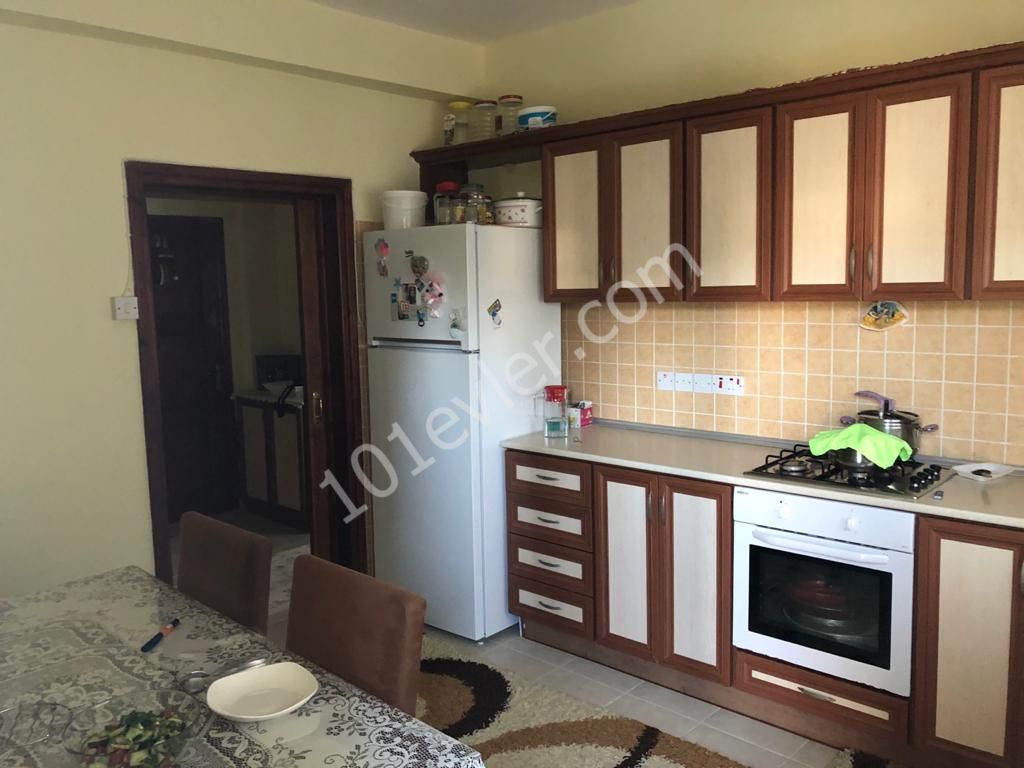 Flat To Rent in Girne Merkez, Kyrenia