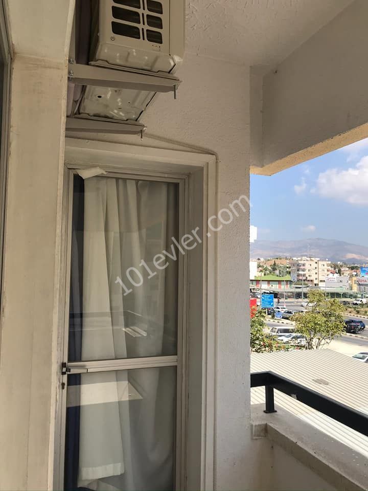 Flat To Rent in Küçük Kaymaklı, Nicosia