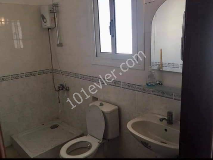 Flat To Rent in Girne Merkez, Kyrenia