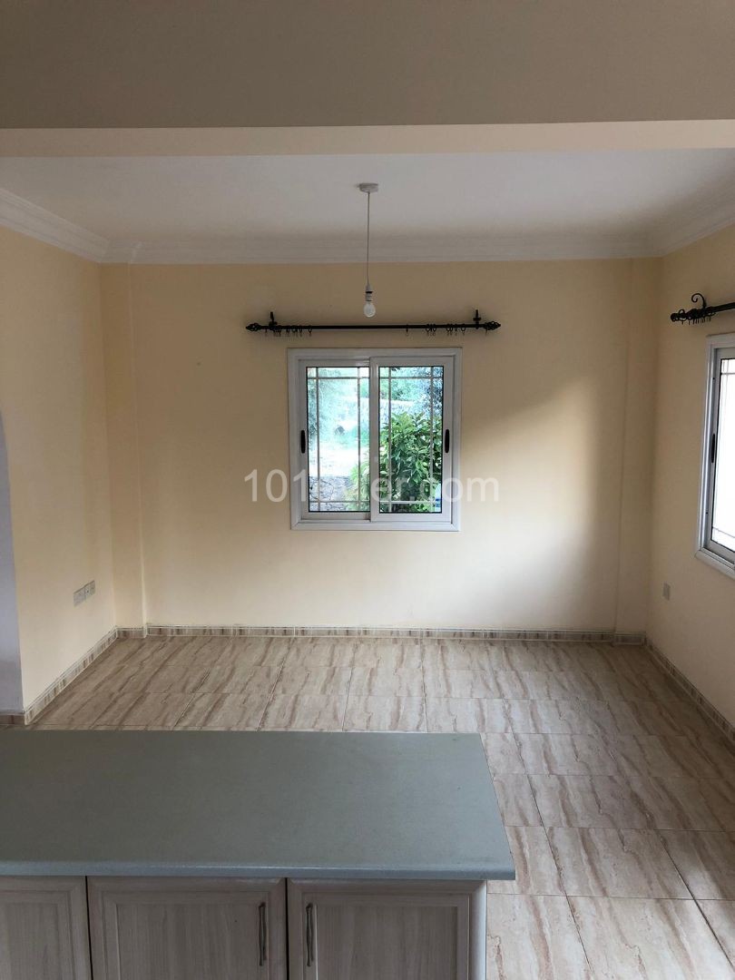 Kiralık 3 yatak odalı bungalow 