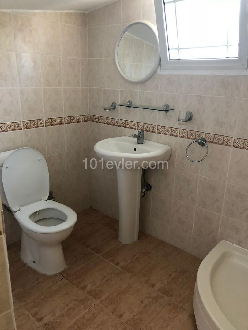 Kiralık 3 yatak odalı bungalow 