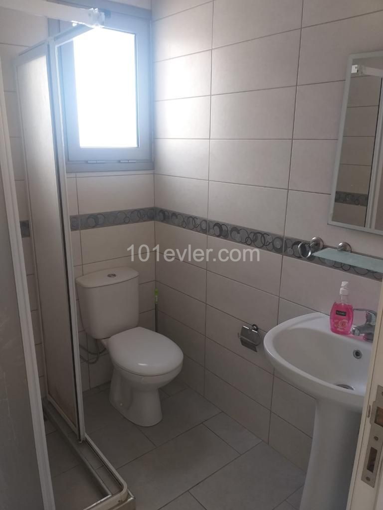 Flat To Rent in Girne Merkez, Kyrenia