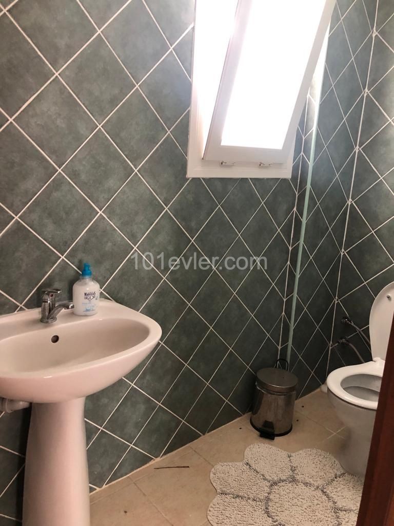 Flat To Rent in Girne Merkez, Kyrenia