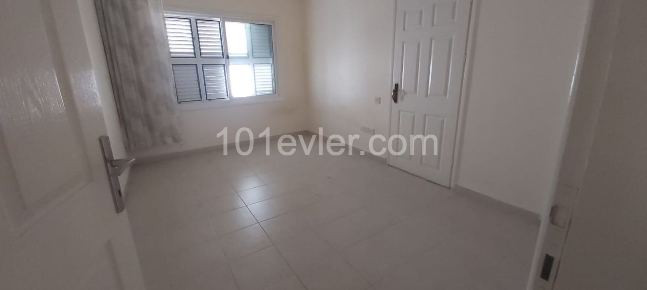 Flat To Rent in Girne Merkez, Kyrenia