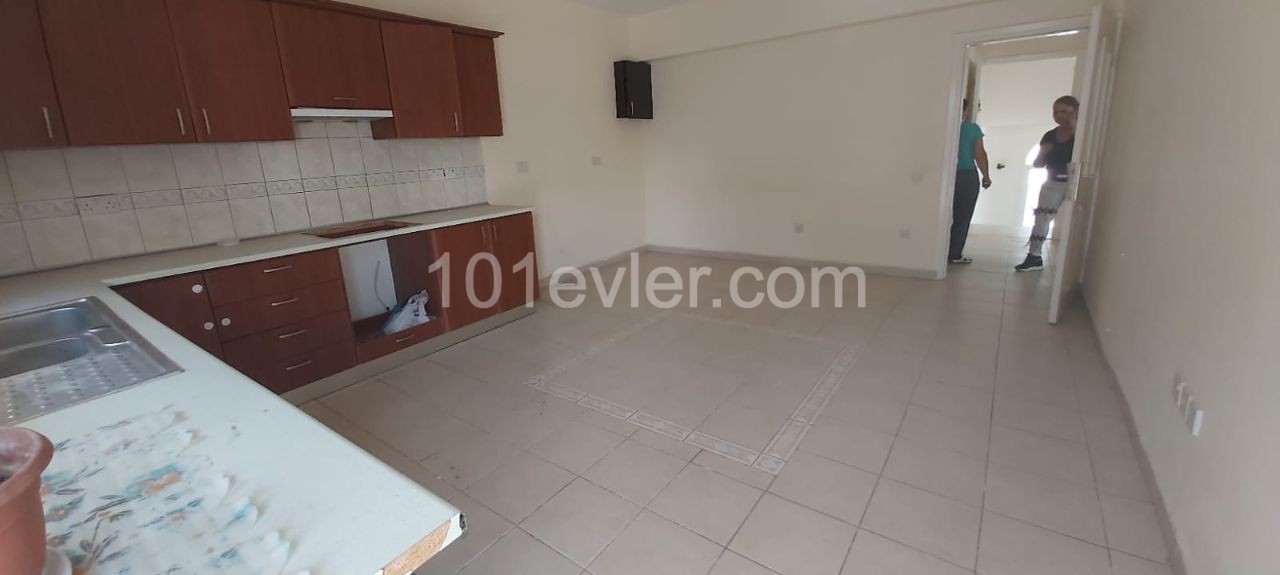 Flat To Rent in Girne Merkez, Kyrenia