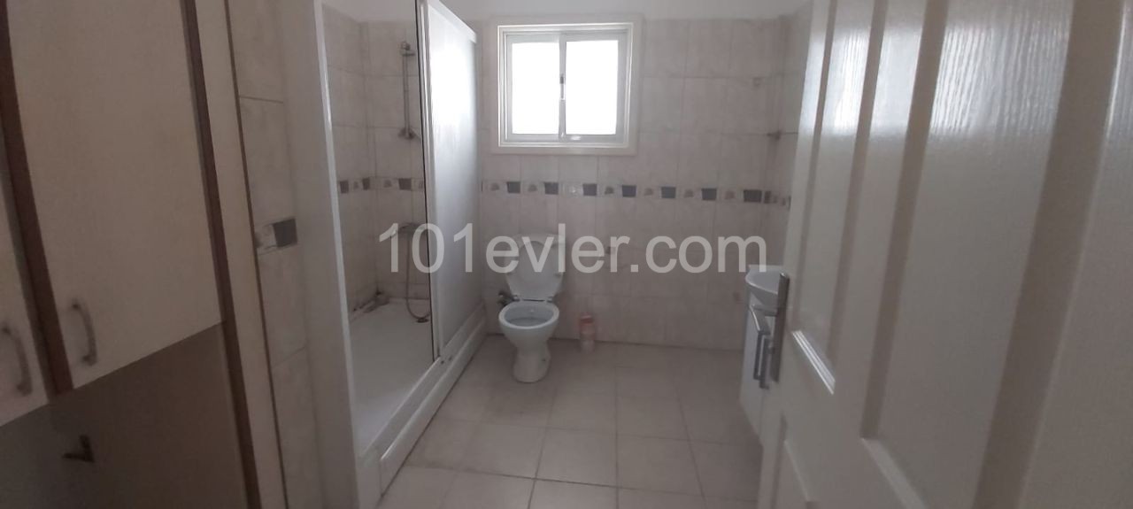 Flat To Rent in Girne Merkez, Kyrenia