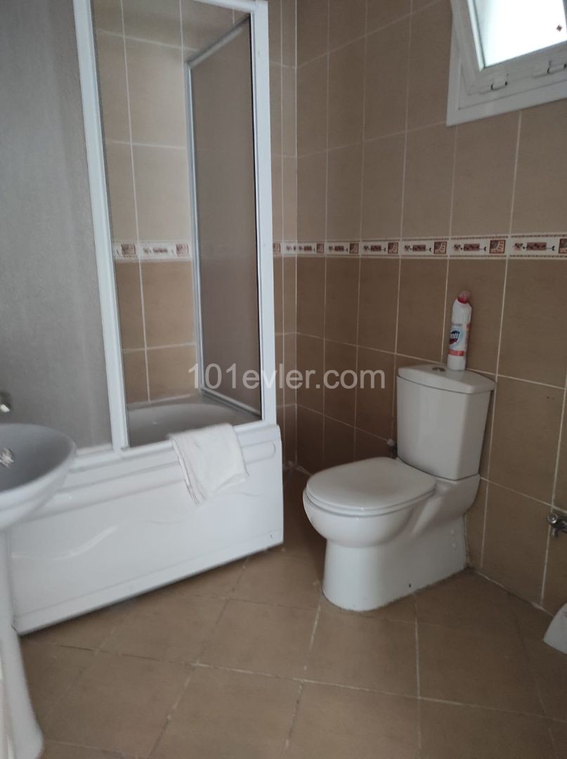 Flat To Rent in Girne Merkez, Kyrenia