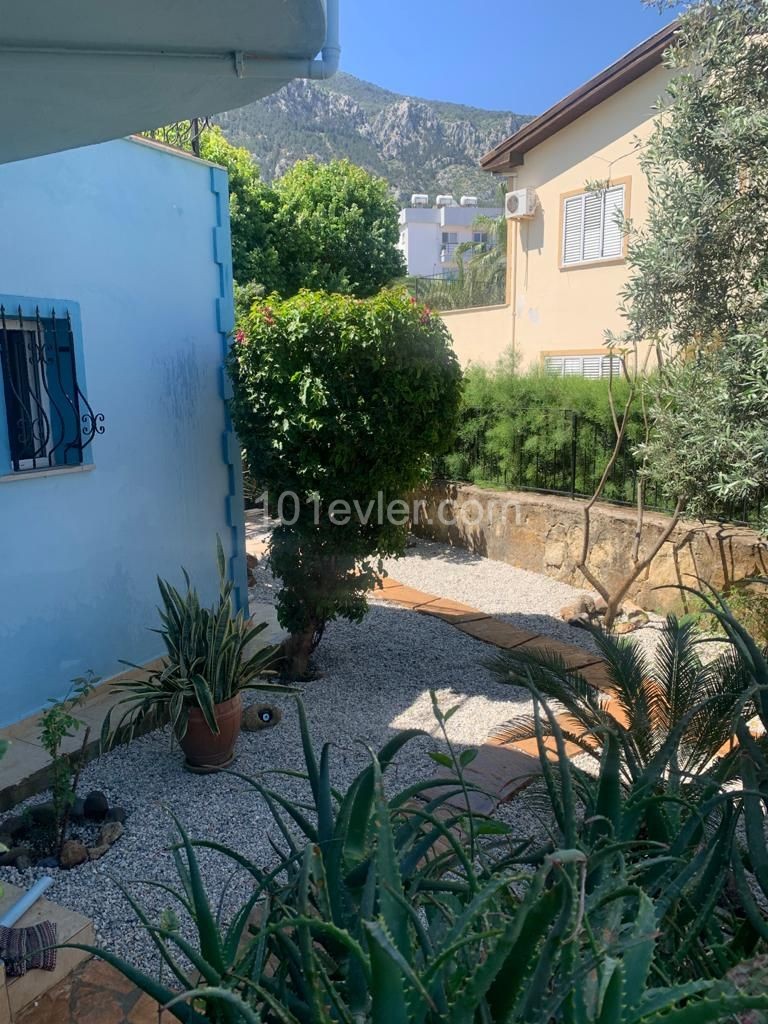 Villa To Rent in Lapta, Kyrenia