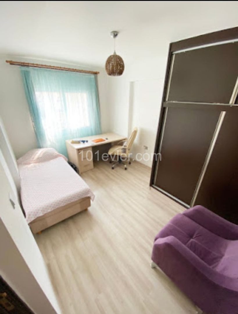 Flat To Rent in Girne Merkez, Kyrenia