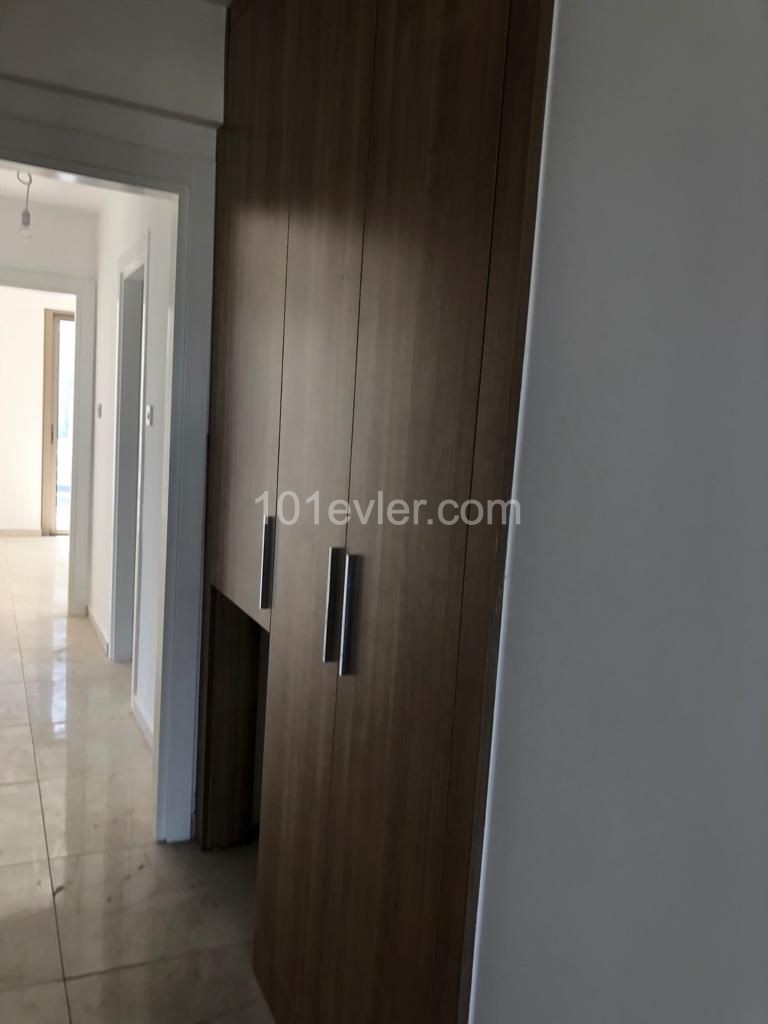 Flat To Rent in Girne Merkez, Kyrenia