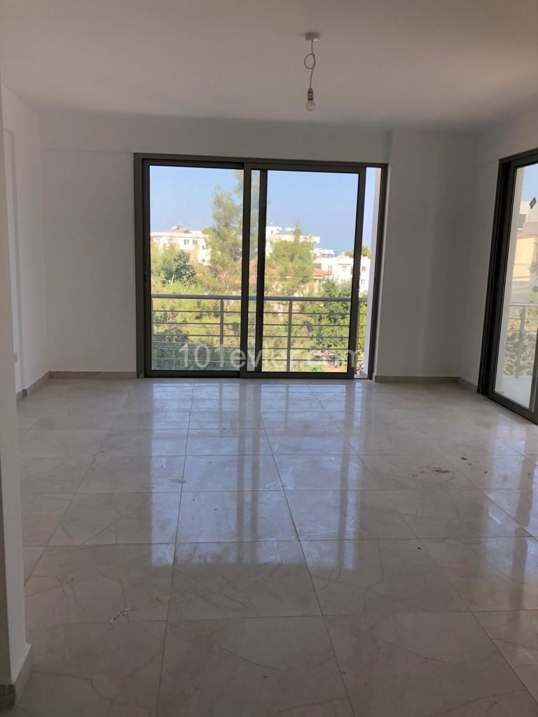 Flat To Rent in Girne Merkez, Kyrenia