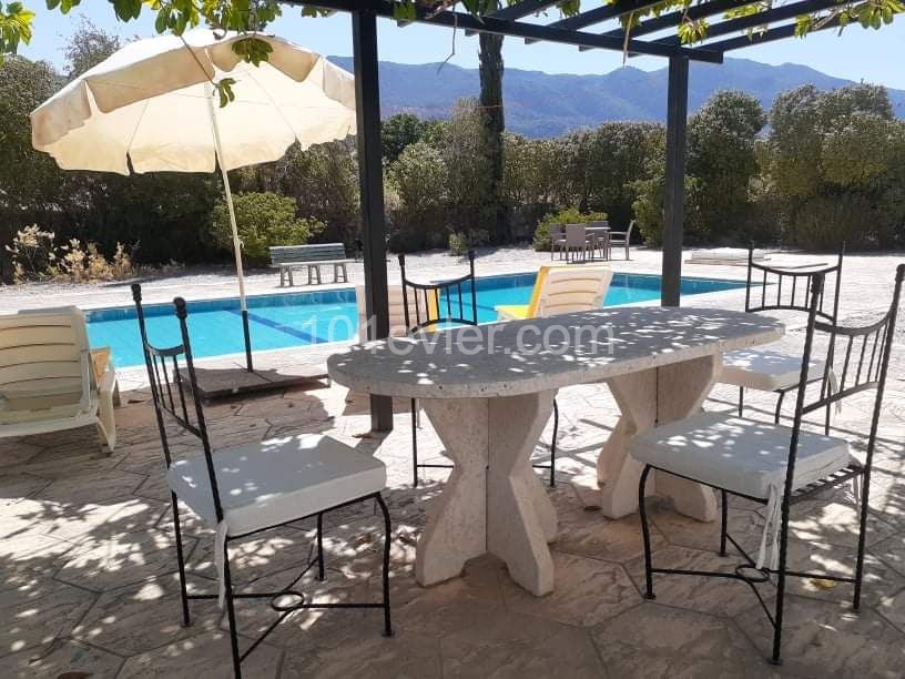 Villa To Rent in Alsancak, Kyrenia