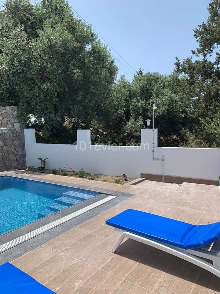 4 bedroom villa ** 